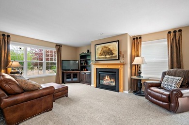 Welcome to Forest Ridge Lane! Originally built by Kingman Homes - photo 3