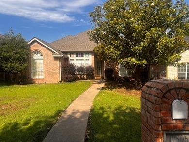 Welcome to 17506 Country Club Drive in the Fairway Gardens area - photo 1