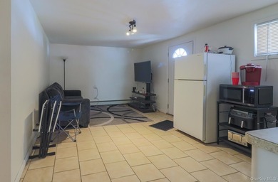 Welcome to 1081 Bay Shore Ave, a spacious Hi-Ranch home offering - photo 15