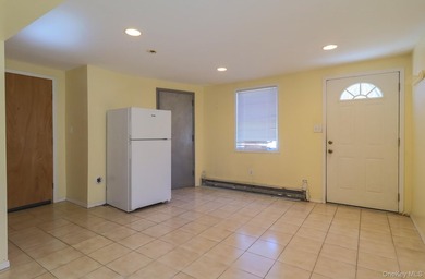 Welcome to 1081 Bay Shore Ave, a spacious Hi-Ranch home offering - photo 18