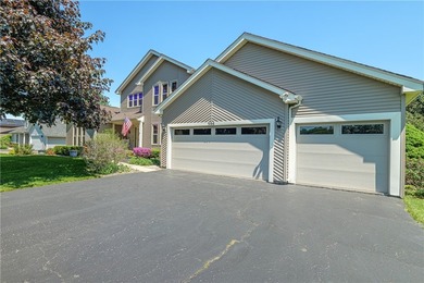 Welcome to this pristine colonial home located in Webster. There - photo 3