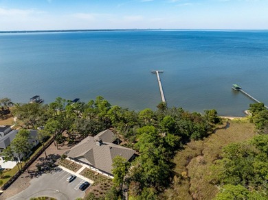 Nestled in the waterfront community of Steamboat Landing at - photo 10