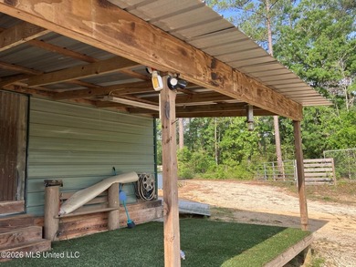 What a great get-away! Off Grid recreational property with a - photo 13