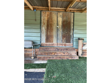 What a great get-away! Off Grid recreational property with a - photo 14