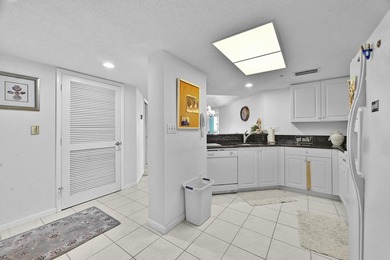 Luxury Oceanfront Living at Hibiscus By the Sea Experience the - photo 15
