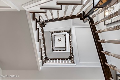 Perched atop prestigious Beacon Hill, this exceptional seashore - photo 17
