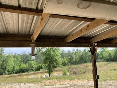 What a great get-away! Off Grid recreational property with a - photo 24
