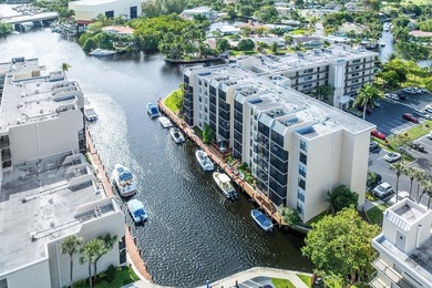 This spectacular condo with East/West orientation has completely - photo 30