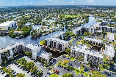 This spectacular condo with East/West orientation has completely - photo 36