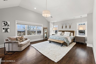 Perched atop prestigious Beacon Hill, this exceptional seashore - photo 38