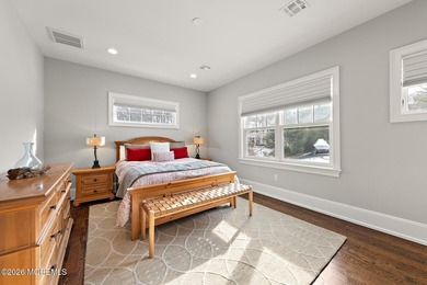 Perched atop prestigious Beacon Hill, this exceptional seashore - photo 50
