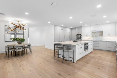 Welcome to this timeless Gulf Stream residence, perfectly - photo 14