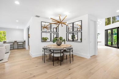 Welcome to this timeless Gulf Stream residence, perfectly - photo 15
