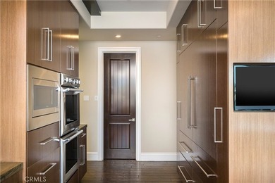 Situated upon the prestigious enclave of Gilbert Island within - photo 20