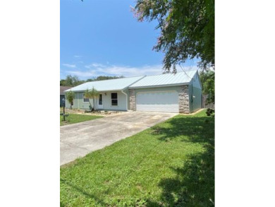 Lake Home For Sale in Tavares, Florida