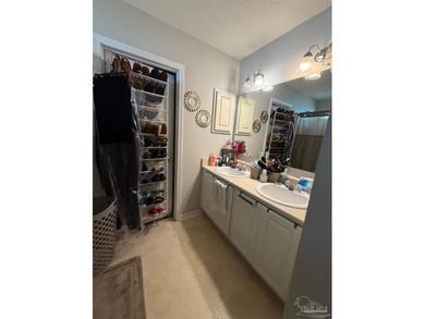 Charming **3-bedroom, 2-bath home located in the desirable - photo 7