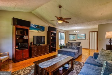 Opportunity awaits in the sought-after Lake Morris area of - photo 10