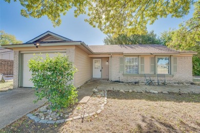 Rockwall Lake Home Active Under Contract in Rockwall Texas