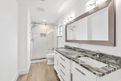 Welcome to this beautifully maintained 2-bedroom, 2-bath condo - photo 16