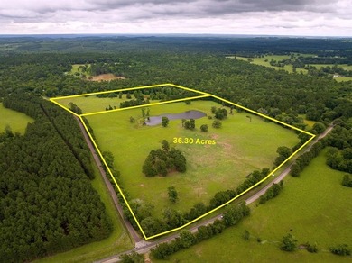 Lake Acreage For Sale in Elkhart, Texas