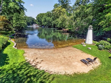 A rare waterfront gem! This beautifully reimagined 4-bedroom, 2 - photo 35