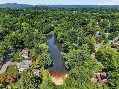 A rare waterfront gem! This beautifully reimagined 4-bedroom, 2 - photo 36