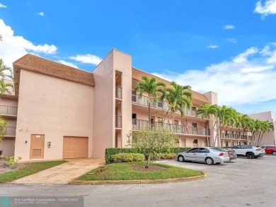 Lake Condo For Sale in Sunrise, Florida