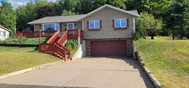 Lake Antoine Home For Sale in Iron Mountain Michigan