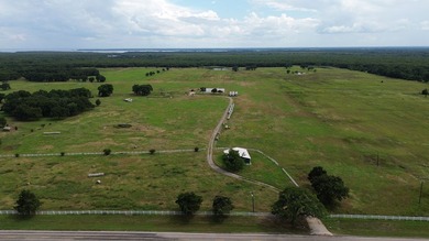 Offering 50 acres located on either the north or south end of - photo 6