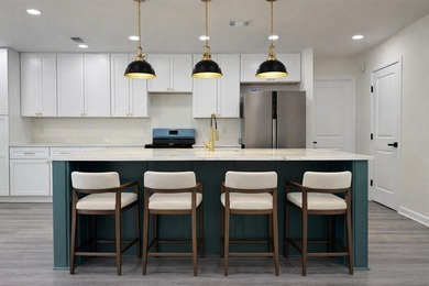 Lake Vilbig Home Active Under Contract in Irving Texas