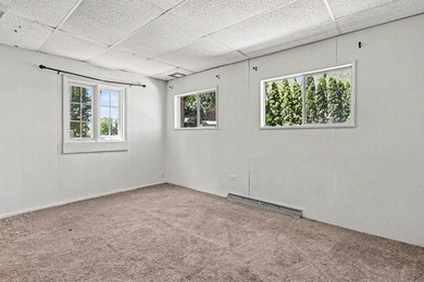 All-year cottage ideal for a remodel project or start with new - photo 11