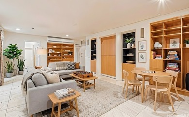 MOTIVATED SELLER! PRICE REDUCED!! Tucked behind a private gate - photo 16