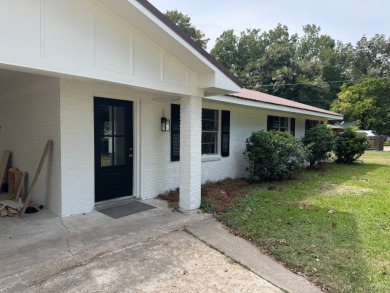 Lake Home For Sale in Saint Joseph, Louisiana