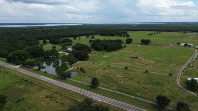 Offering 50 acres located on either the north or south end of - photo 5