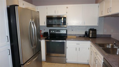 HILLSIDE CONDO - 55+ COMMUNITY- FULLY FURNISHED SUPERB 2 BEDROOM - photo 4