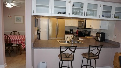 HILLSIDE CONDO - 55+ COMMUNITY- FULLY FURNISHED SUPERB 2 BEDROOM - photo 8