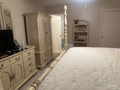 This spacious 4-bedroom, 2 bath home offers a functional layout - photo 8