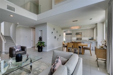 STUNNING RECENTLY RENOVATED CONTEMPORARY HOME ON AN OVERSIZED - photo 6