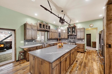 Unrivaled Security Meets Rustic Elegance on 17 acres with - photo 18