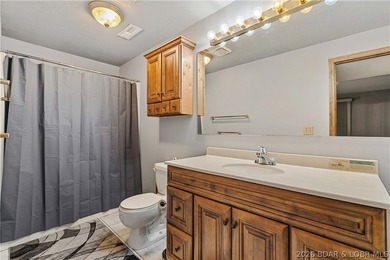 Welcome home to the perfect blend of comfort, outdoor living - photo 24