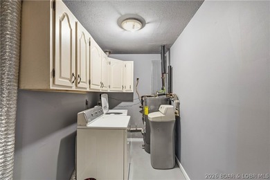 Welcome home to the perfect blend of comfort, outdoor living - photo 25