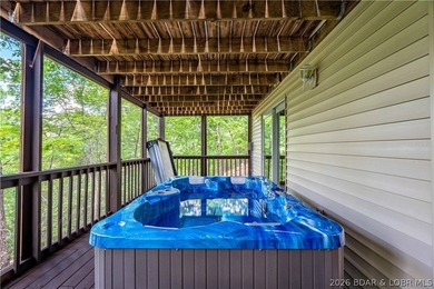 Welcome home to the perfect blend of comfort, outdoor living - photo 30