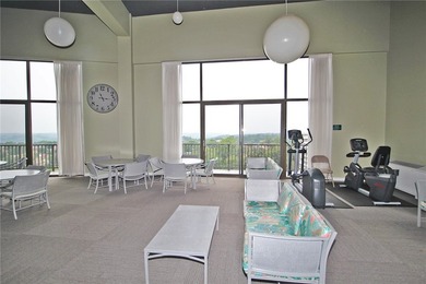 SOUGHT AFTER AND HARD TO FIND, 3 BEDROOM, 2 FULL BATH UNIT IN - photo 41