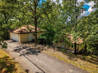 Welcome home to the perfect blend of comfort, outdoor living - photo 47