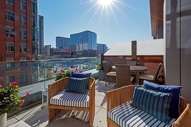 Welcome to a stunning one-bedroom residence at Echelon Seaport - photo 2