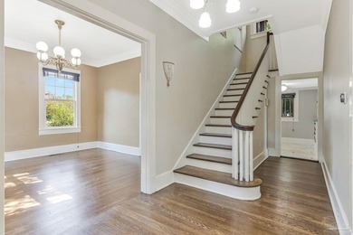 Set on a high-elevation lot in the heart of Historic North Hill - photo 4