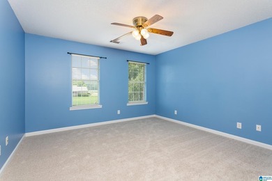 Beautifully updated 4 bedroom, 2.5 bathroom home on a large - photo 25