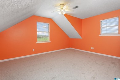 Beautifully updated 4 bedroom, 2.5 bathroom home on a large - photo 32