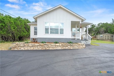 Lake Home For Sale in Canyon Lake, Texas