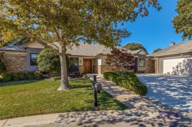 Lake Home For Sale in Fort Worth, Texas